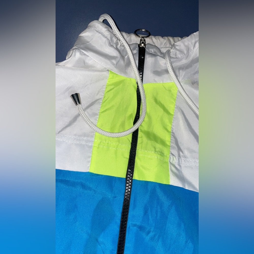 Women’s jacket - Picture 2 of 4